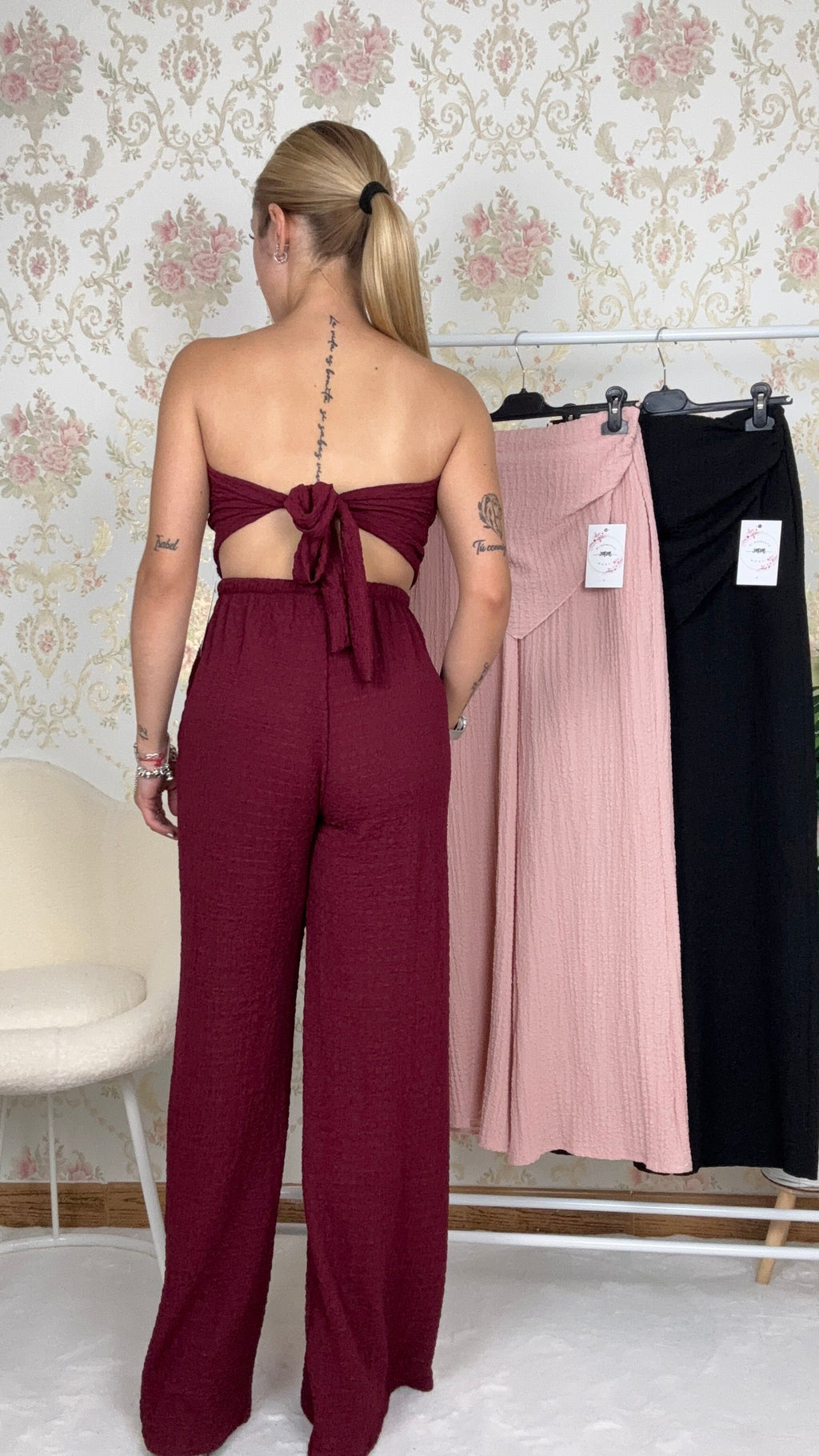 Conjunto top anudado