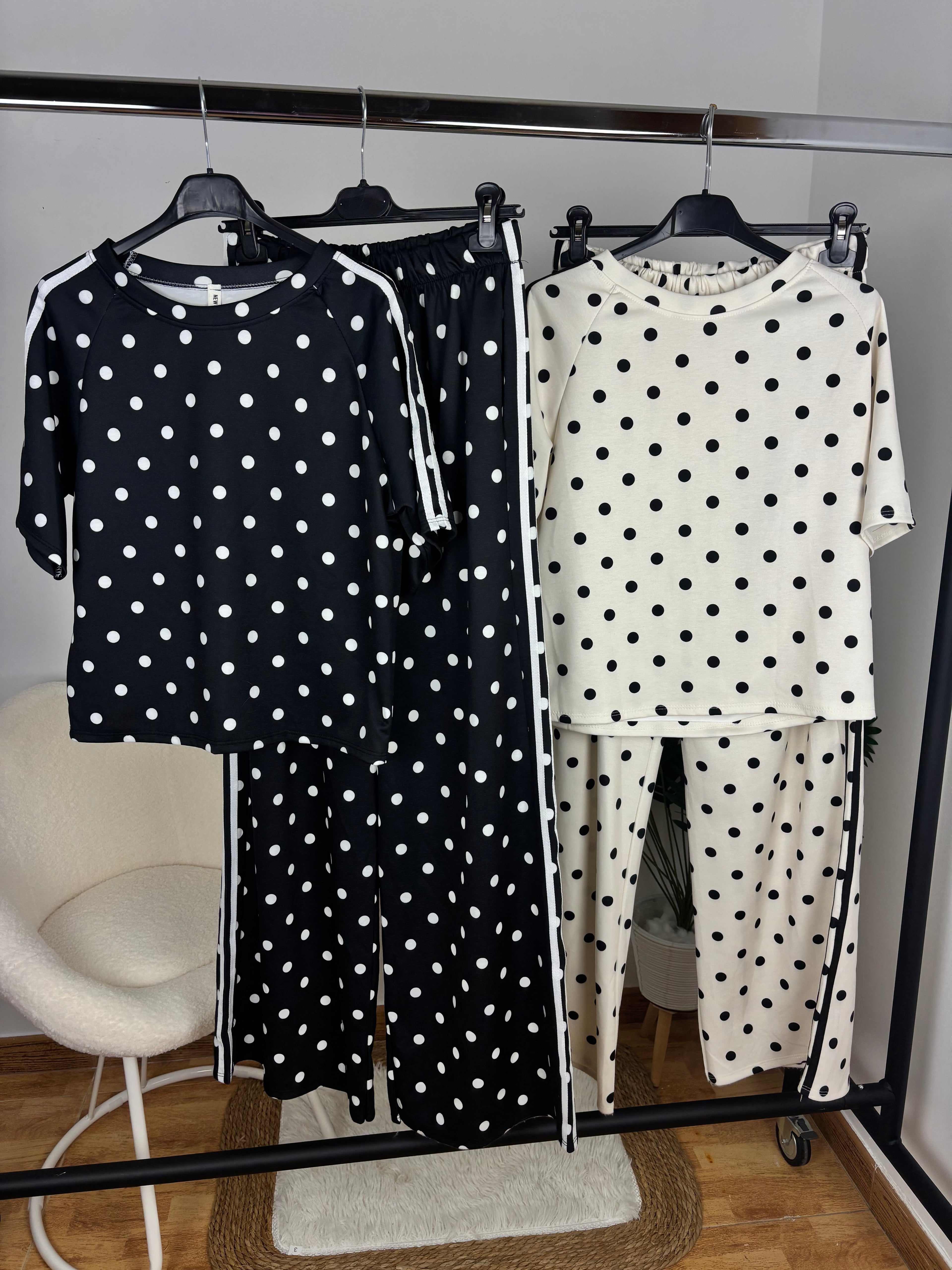 Chandal de lunares manga corta