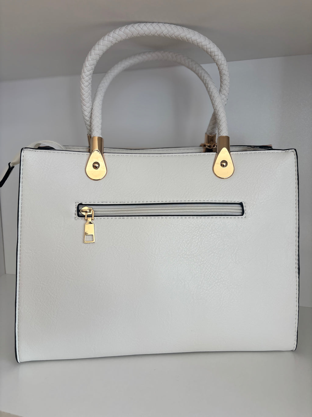 Bolso pompón grande