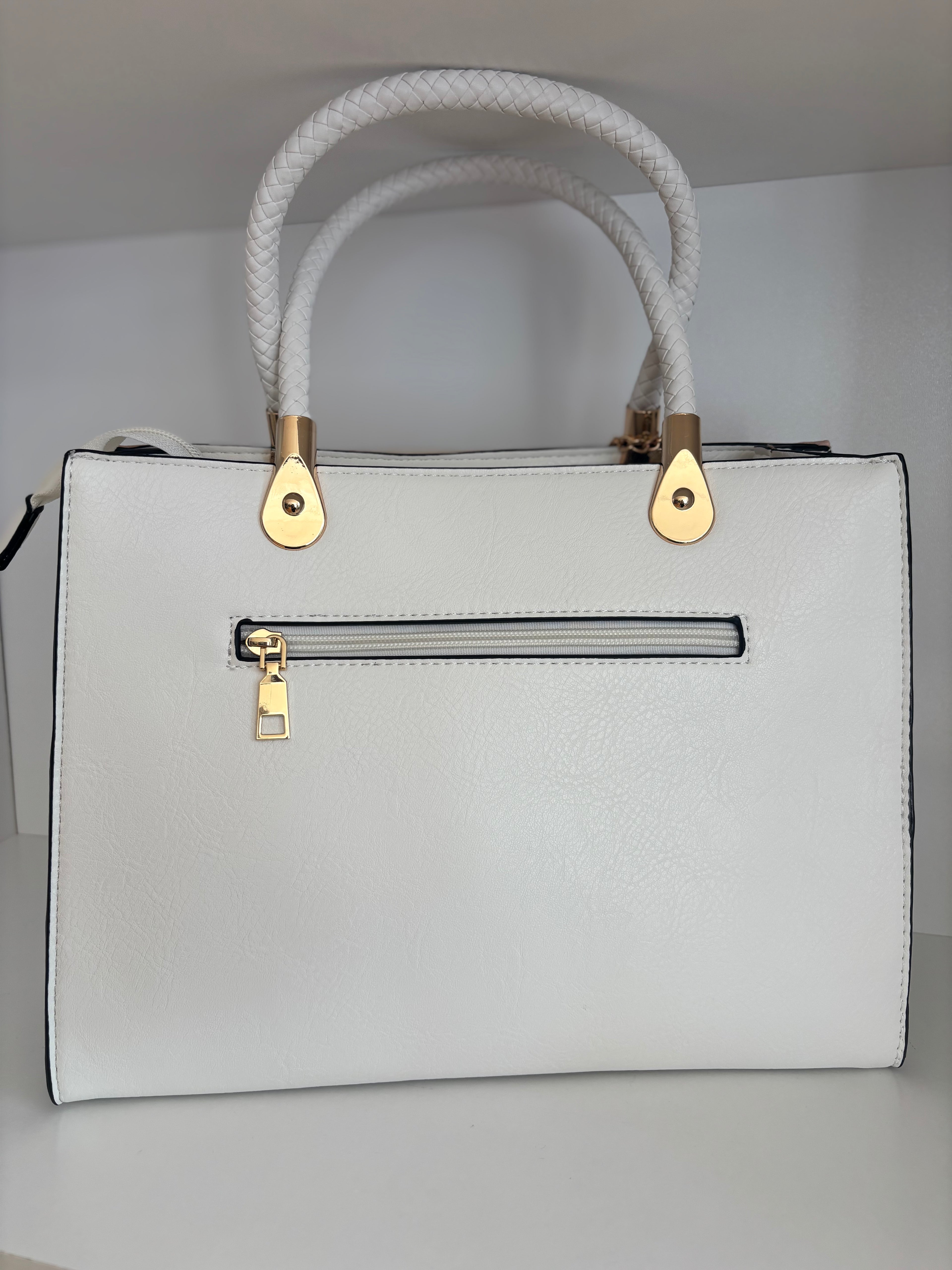Bolso pompón grande