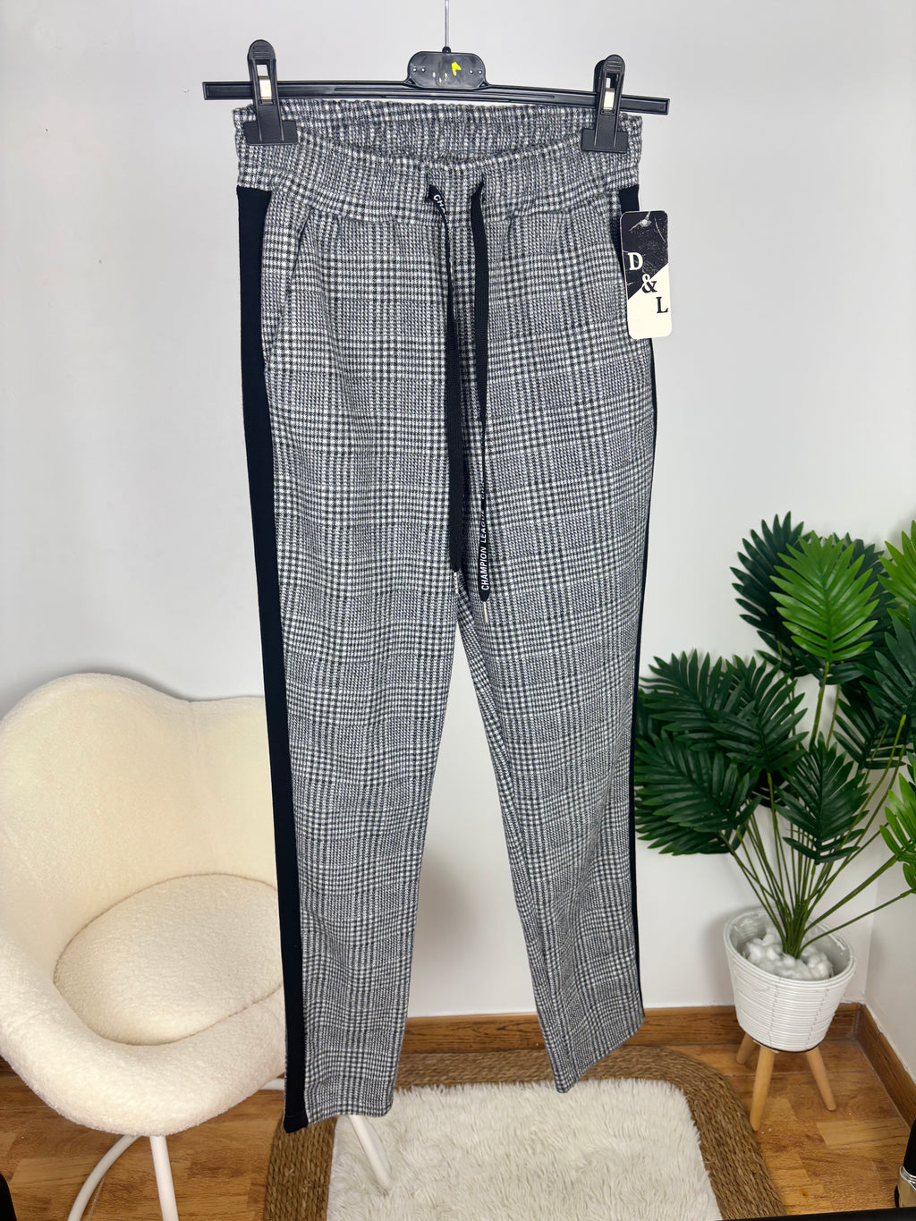 Pantalón aterciopelado