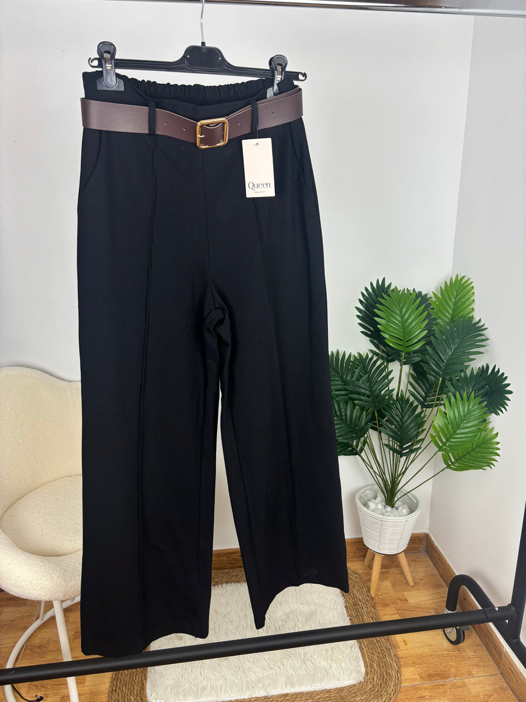 Pantalón ancho negro