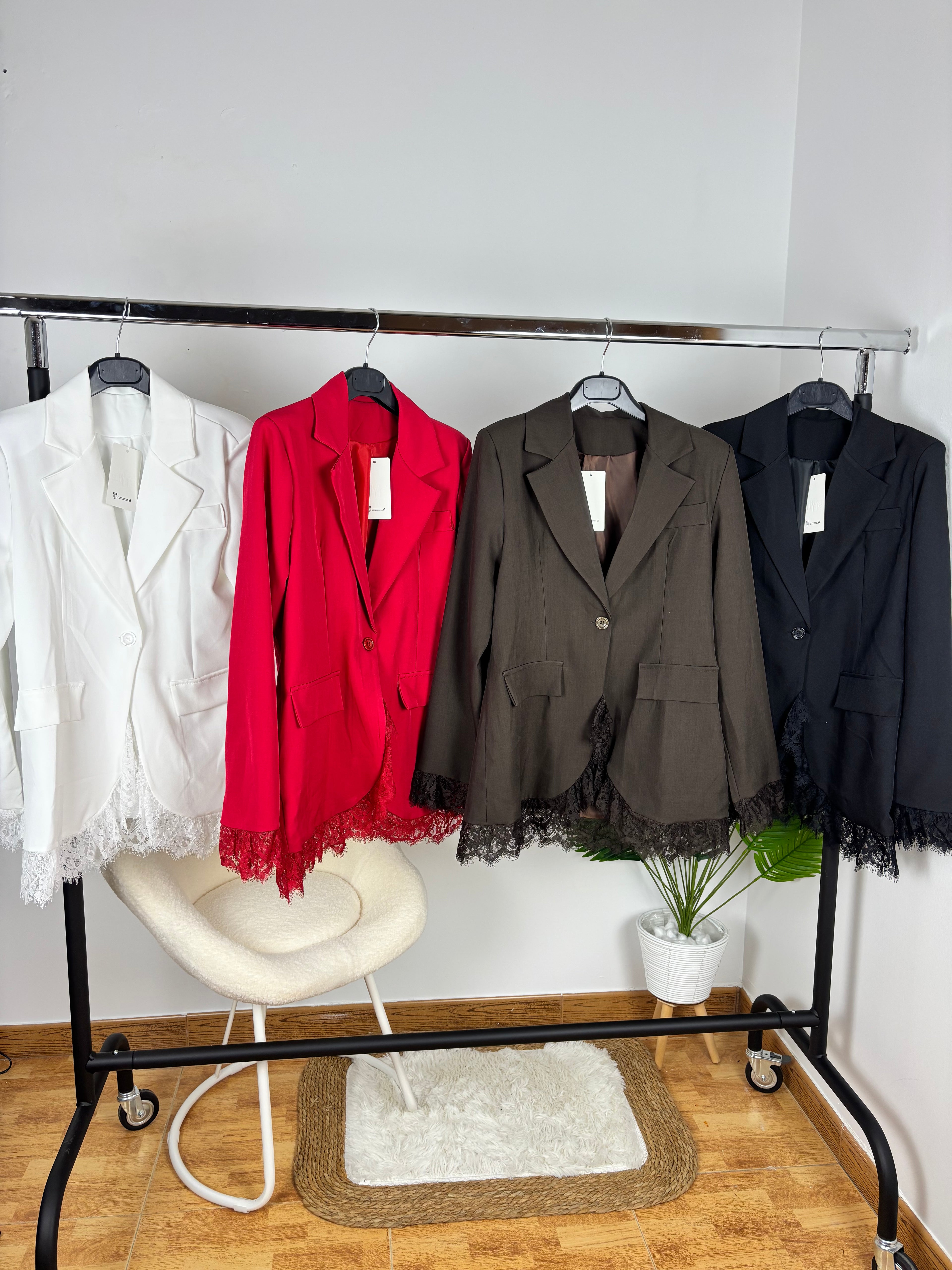 Blazer de encaje