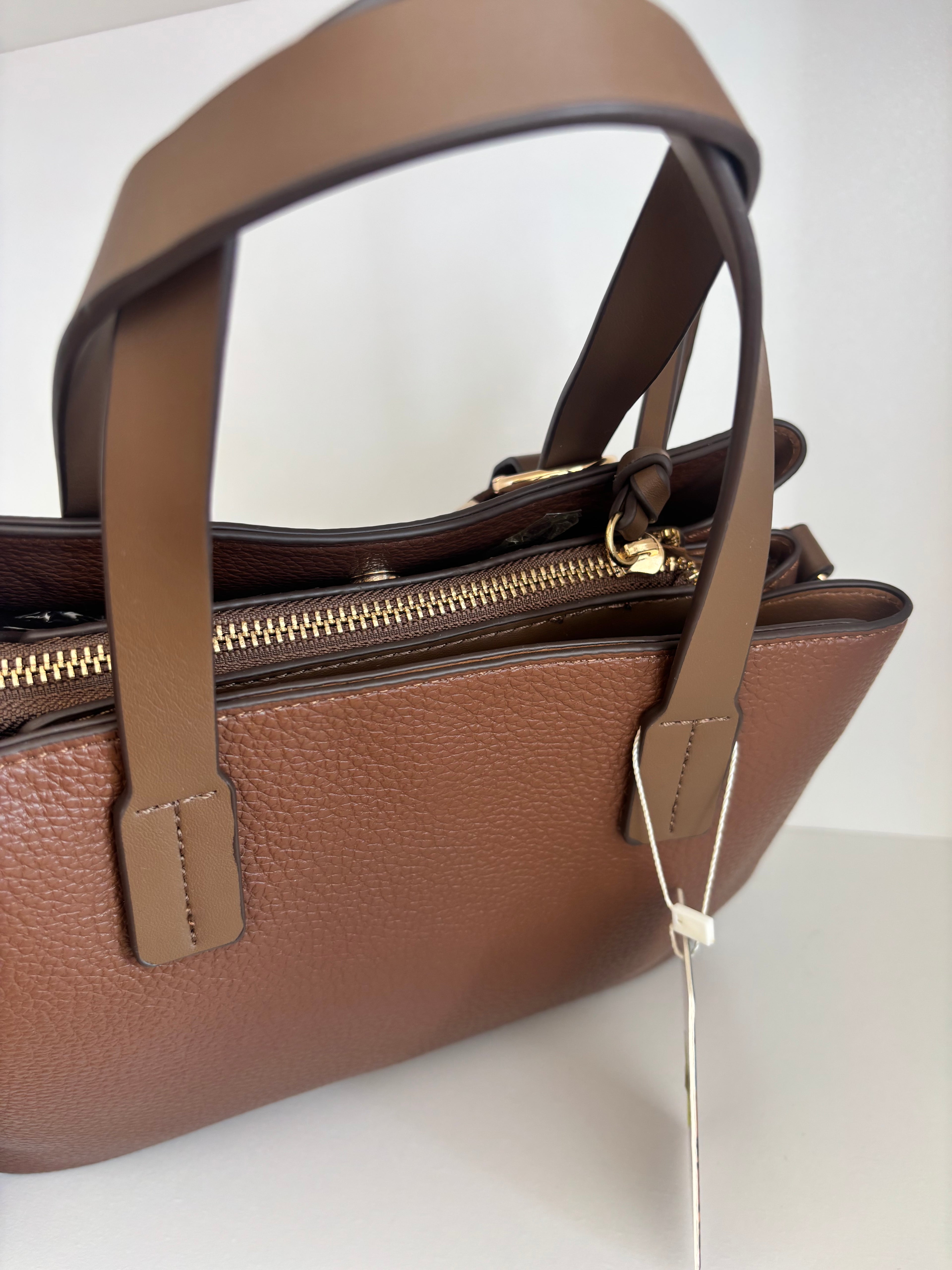 Bolso marrón tira