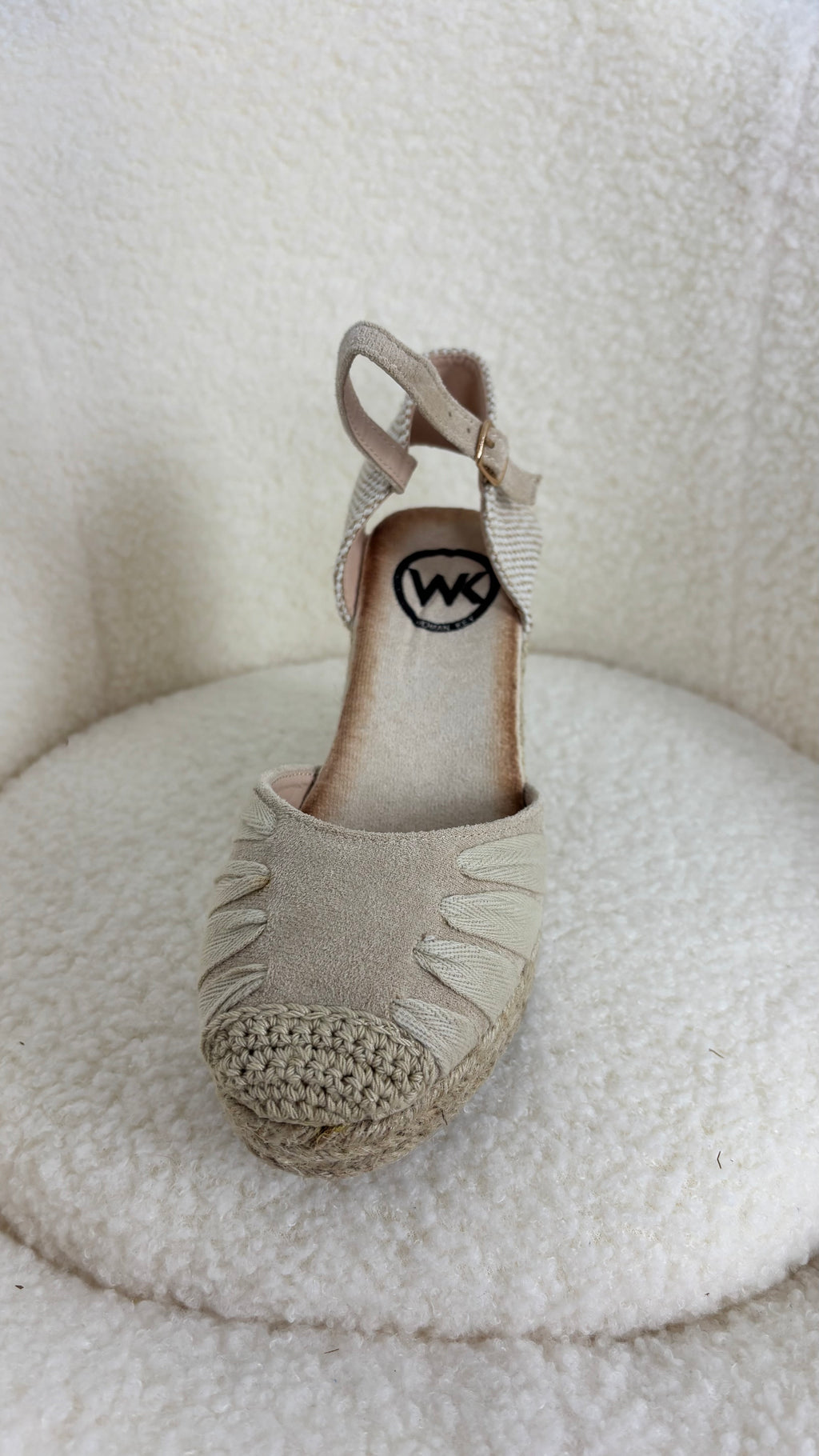 Cuña beige trenza