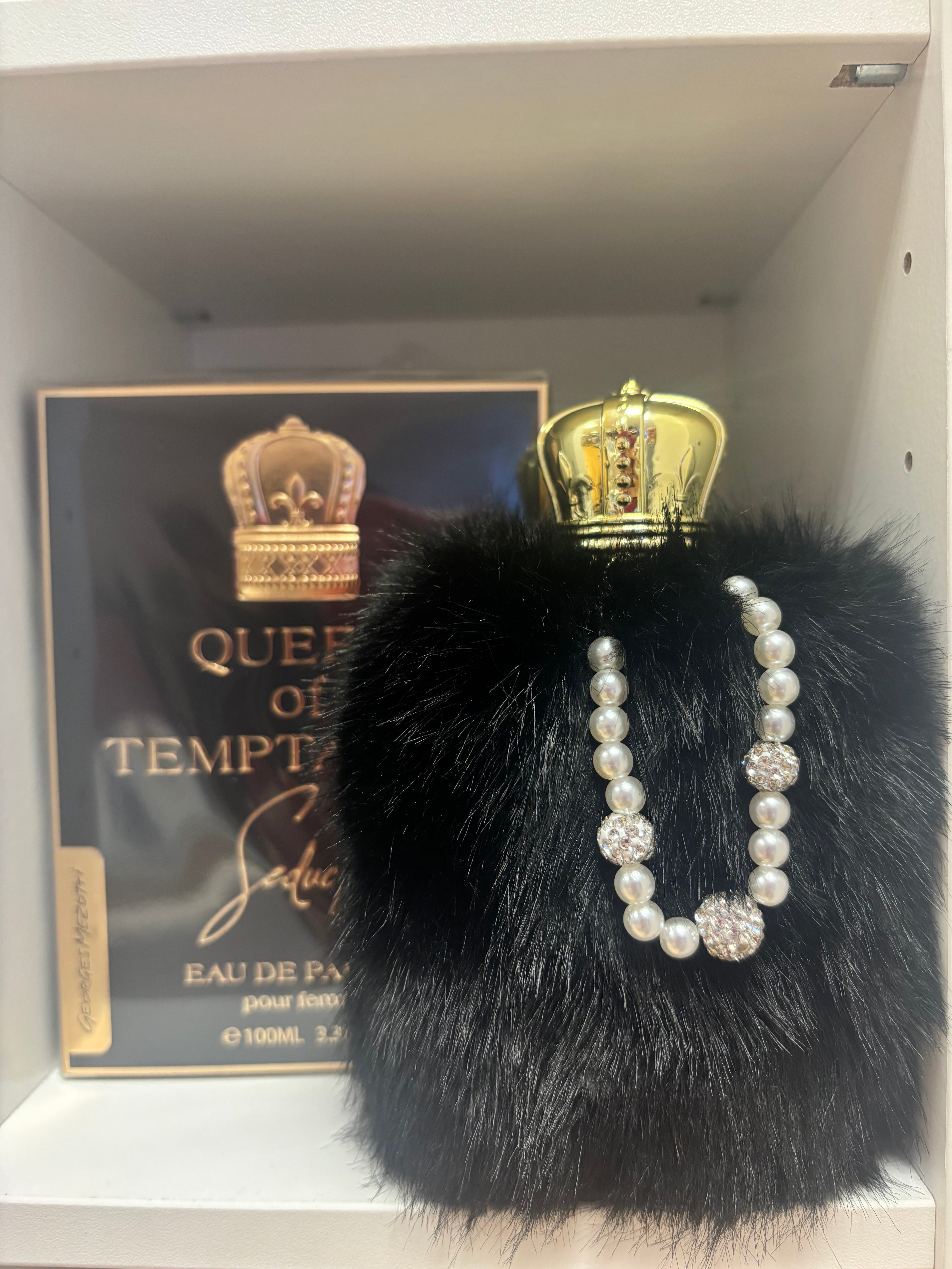 Perfume queen negro