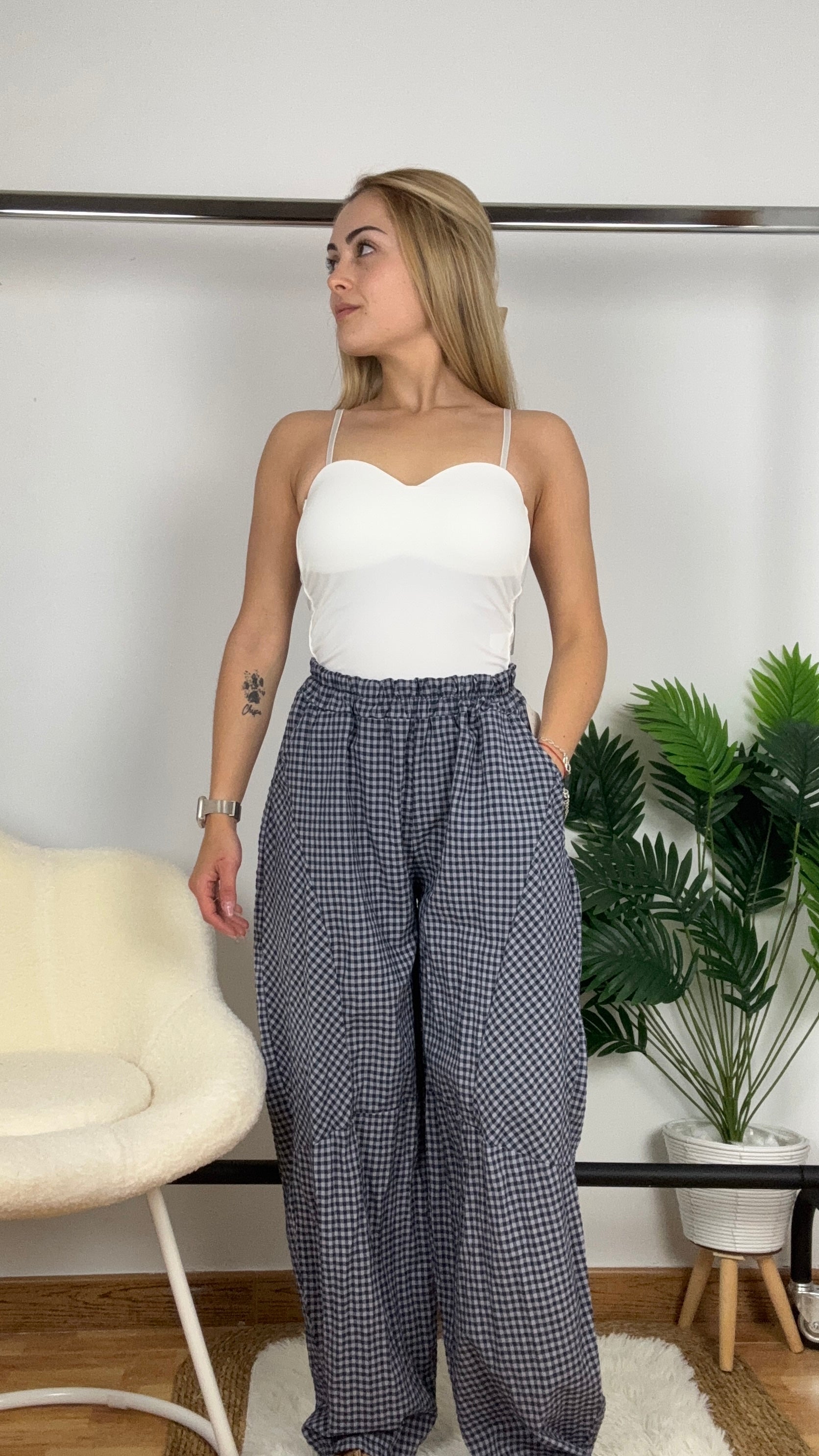 Pantalón cuadros globo