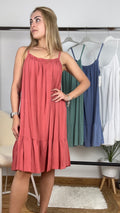 Vestido corto de tirantes