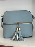Bolso azul borlas