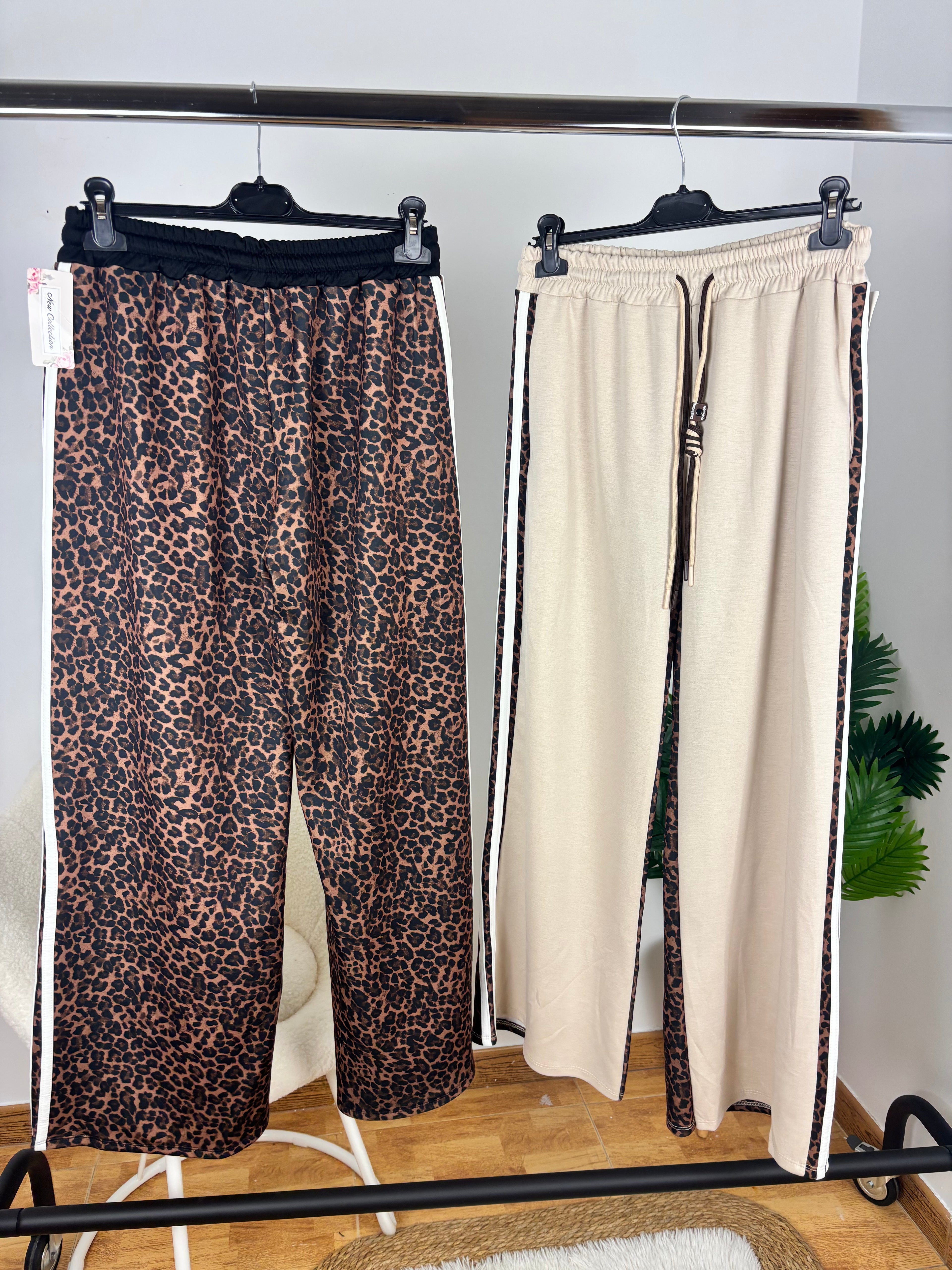 Pantalón medio leopardo