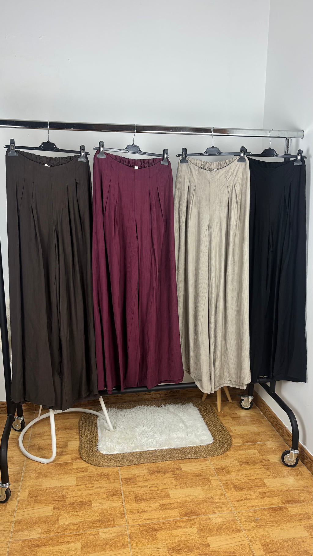 Pantalón ancho pinzas